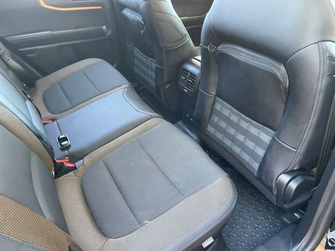 Used 2022 Ford Bronco Sport Badlands image 37