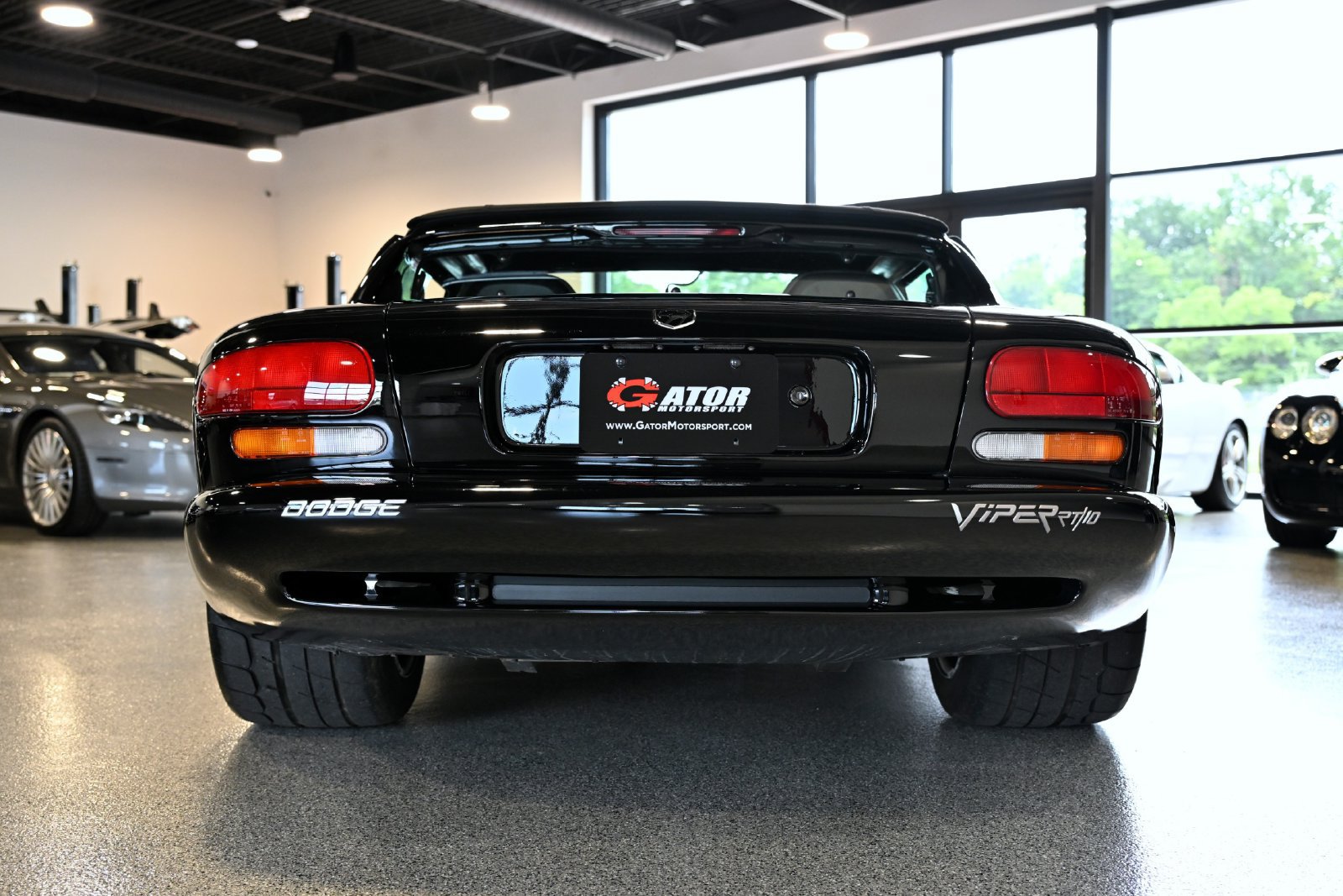 Used 1994 Dodge Viper RT/10 RWD image 8