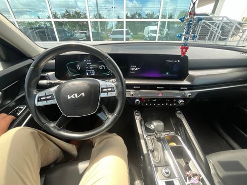 Used 2024 Kia Telluride S FWD image 8
