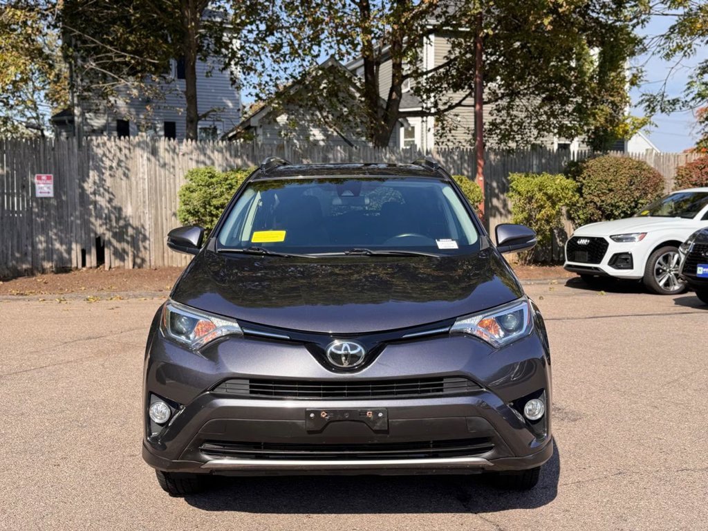 Used 2018 Toyota RAV4 XLE w/ Plus Extra Value Package AWD/4WD image 9