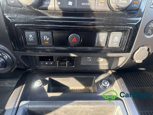 Used 2021 Nissan Titan PRO-4X w/ Pro-4x Convenience Package AWD/4WD image 16