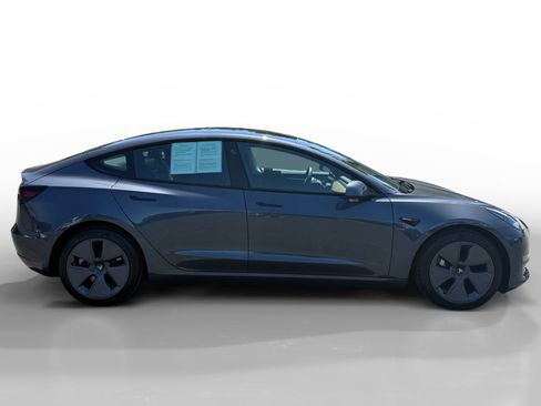 Used 2022 Tesla Model 3 RWD image 6