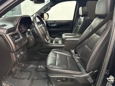 Used 2021 Chevrolet Tahoe RST w/ Luxury Package AWD/4WD image 18
