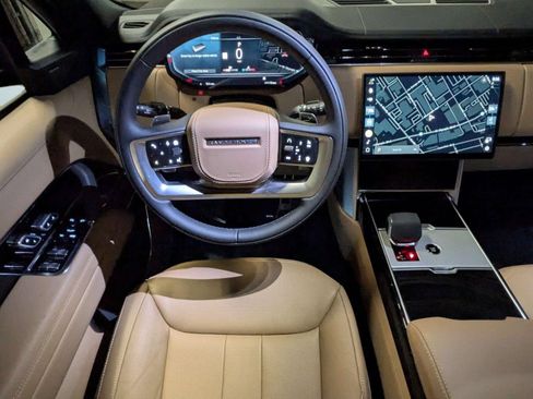 New 2026 Land Rover Range Rover Long Wheelbase SE AWD/4WD image 27
