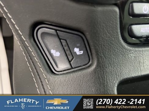 Used 2018 Chevrolet Tahoe LT w/ Luxury Package AWD/4WD image 33