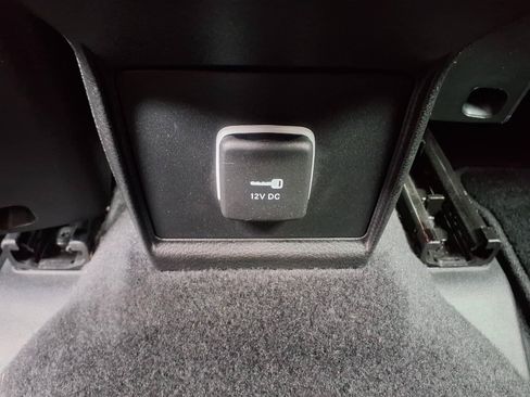 Used 2023 Jeep Compass Limited AWD/4WD image 17