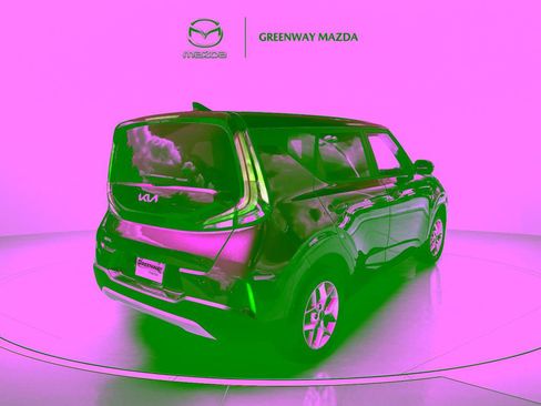 Used 2025 Kia Soul LX FWD image 7