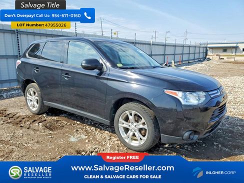 Used 2014 Mitsubishi Outlander SE image 5