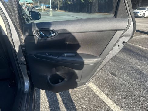 Used 2019 Nissan Sentra S image 16