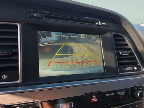 Used 2016 Hyundai Sonata SE FWD image 17