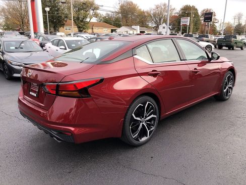 New 2025 Nissan Altima 2.5 SR w/ SR Premium Package image 13