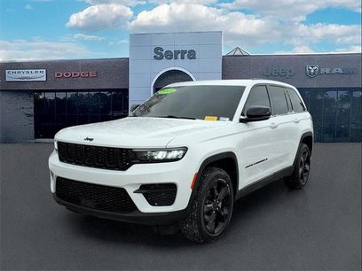 Used 2022 Jeep Grand Cherokee Altitude