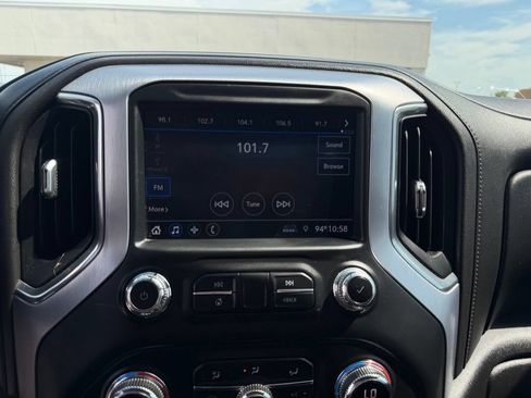 Used 2020 GMC Sierra 1500 Elevation w/ Elevation Value Package AWD/4WD image 32