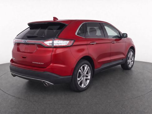 Used 2017 Ford Edge Titanium w/ Equipment Group 301A FWD image 5