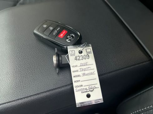 New 2025 Toyota 4Runner TRD Off-Road Premium image 30