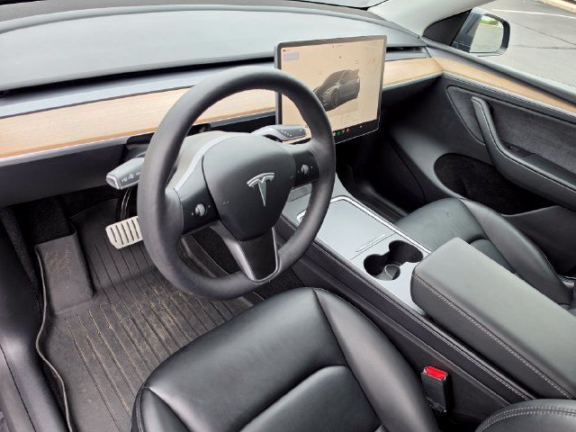 Used 2024 Tesla Model Y Performance AWD/4WD image 24