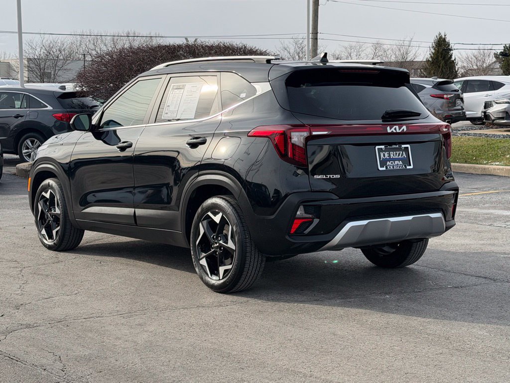 Used 2024 Kia Seltos EX AWD/4WD image 4