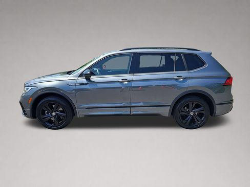 Certified 2024 Volkswagen Tiguan SE R-Line AWD/4WD image 7