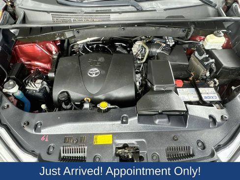 Used 2017 Toyota Highlander Plus w/ Protection Package #3 AWD/4WD image 37