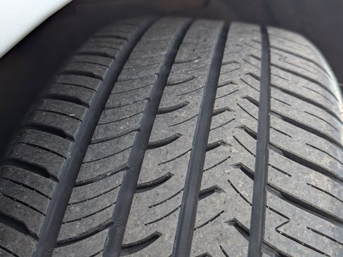 Used 2019 Ford Mustang Premium image 28