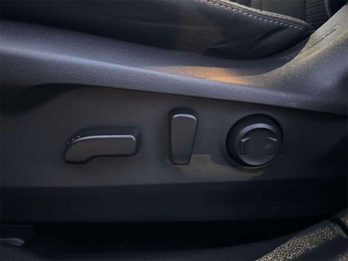 Used 2020 Subaru Outback Premium image 14