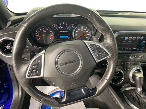 Used 2016 Chevrolet Camaro LT RWD image 21