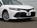Used 2020 Toyota Camry LE image 4