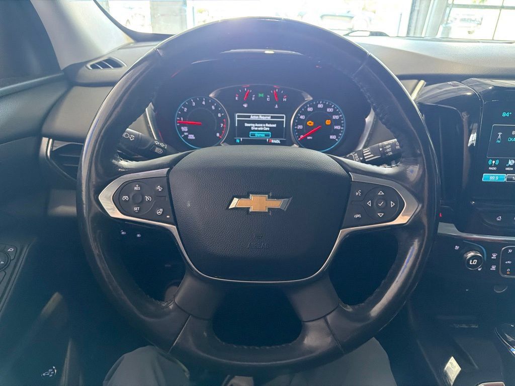 Used 2018 Chevrolet Traverse Premier w/ Driver Confidence II Package FWD image 7