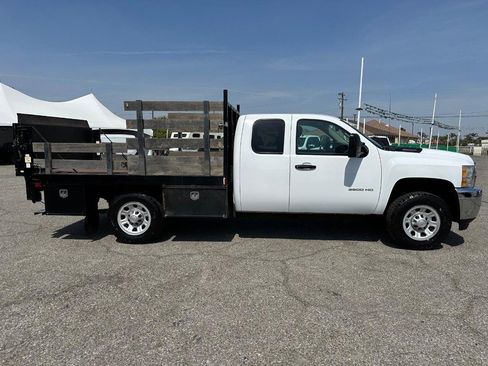 Used 2012 Chevrolet Silverado 3500 W/T image 4