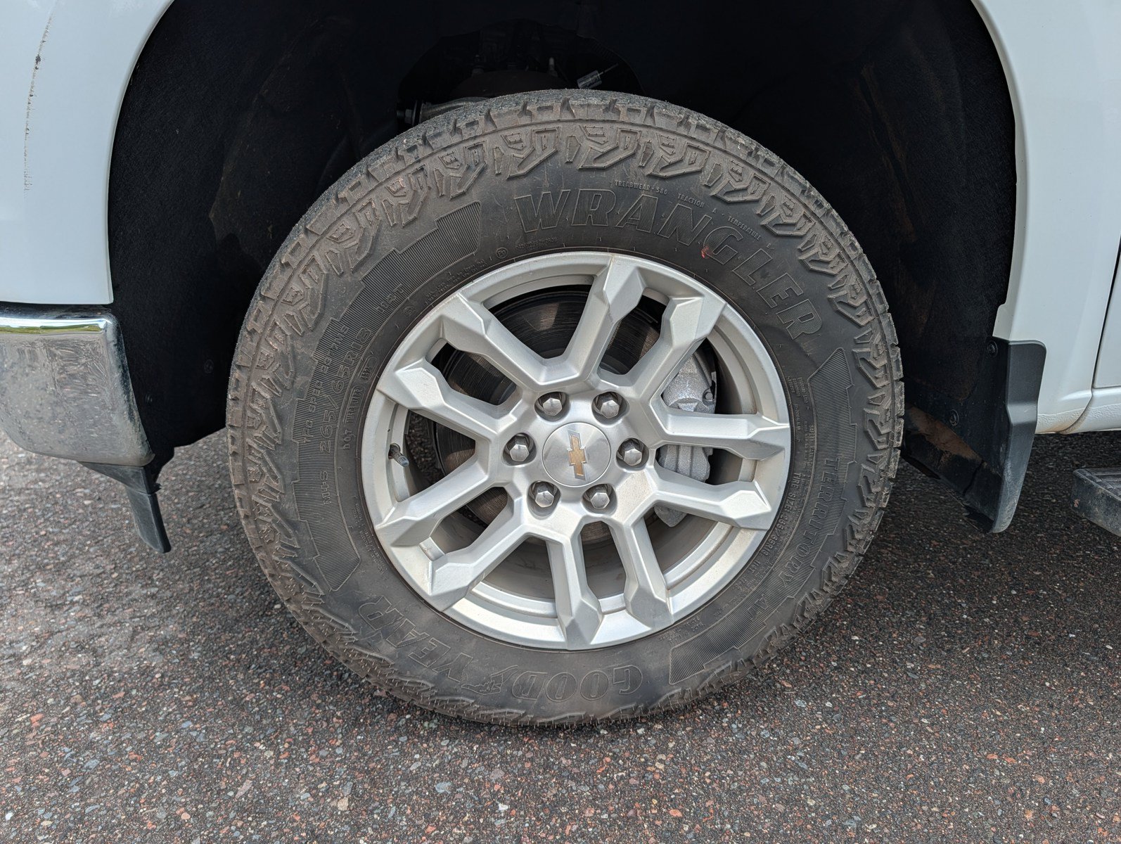 Used 2026 Chevrolet Silverado 1500 LT AWD/4WD image 15