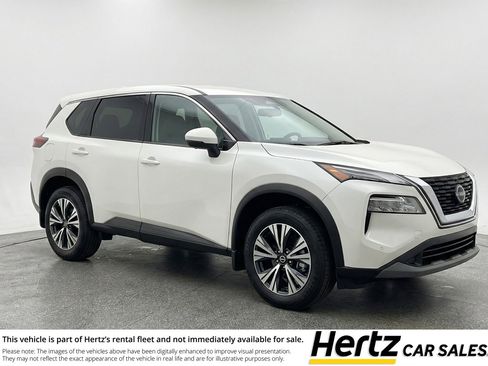 Used 2025 Nissan Rogue SV FWD image 1