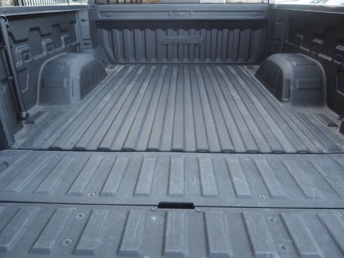 Used 2022 GMC Sierra 1500 AT4 w/ Technology Package image 23