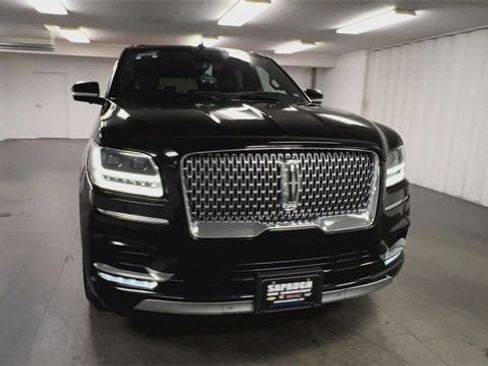 Used 2018 Lincoln Navigator Reserve w/ Technology Package image 3