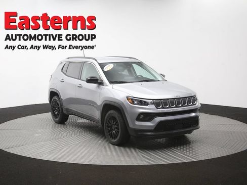 Used 2022 Jeep Compass Latitude AWD/4WD image 48