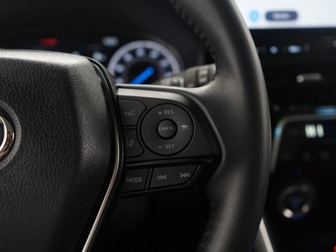 Used 2024 Toyota Venza Nightshade image 27