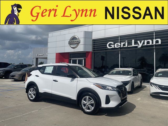Certified 2025 Nissan Kicks Play S FWD image 1