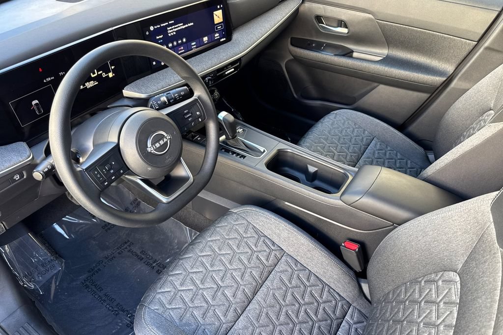 Used 2026 Nissan Kicks SV FWD image 9