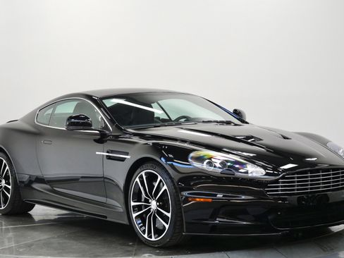 Used 2012 Aston Martin DBS Carbon Black RWD image 3