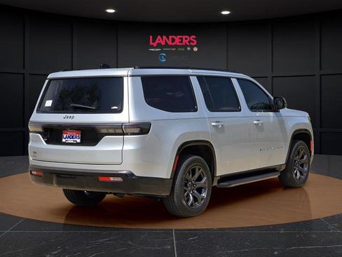 New 2026 Jeep Grand Wagoneer Limited AWD/4WD image 3