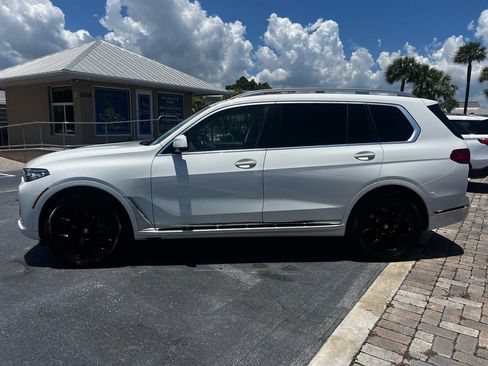 Used 2019 BMW X7 xDrive50i w/ Cold Weather Package AWD/4WD image 3
