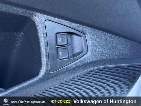 Certified 2021 Volkswagen Jetta SE image 16