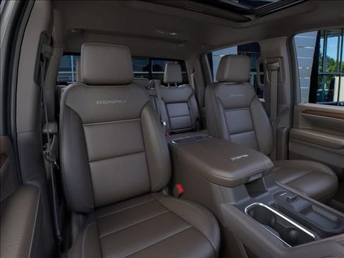 New 2026 GMC Sierra 2500 Denali w/ Denali Reserve Package AWD/4WD image 16