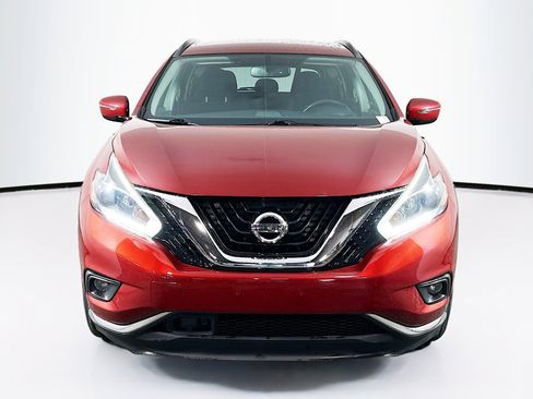Used 2018 Nissan Murano SV image 2