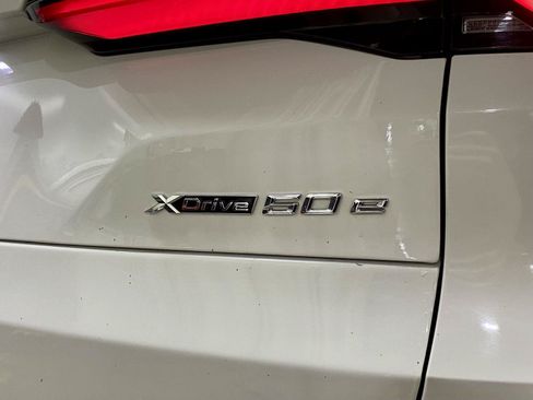 Used 2025 BMW X5 xDrive50e AWD/4WD image 11