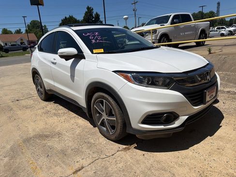 Used 2021 Honda HR-V EX image 3