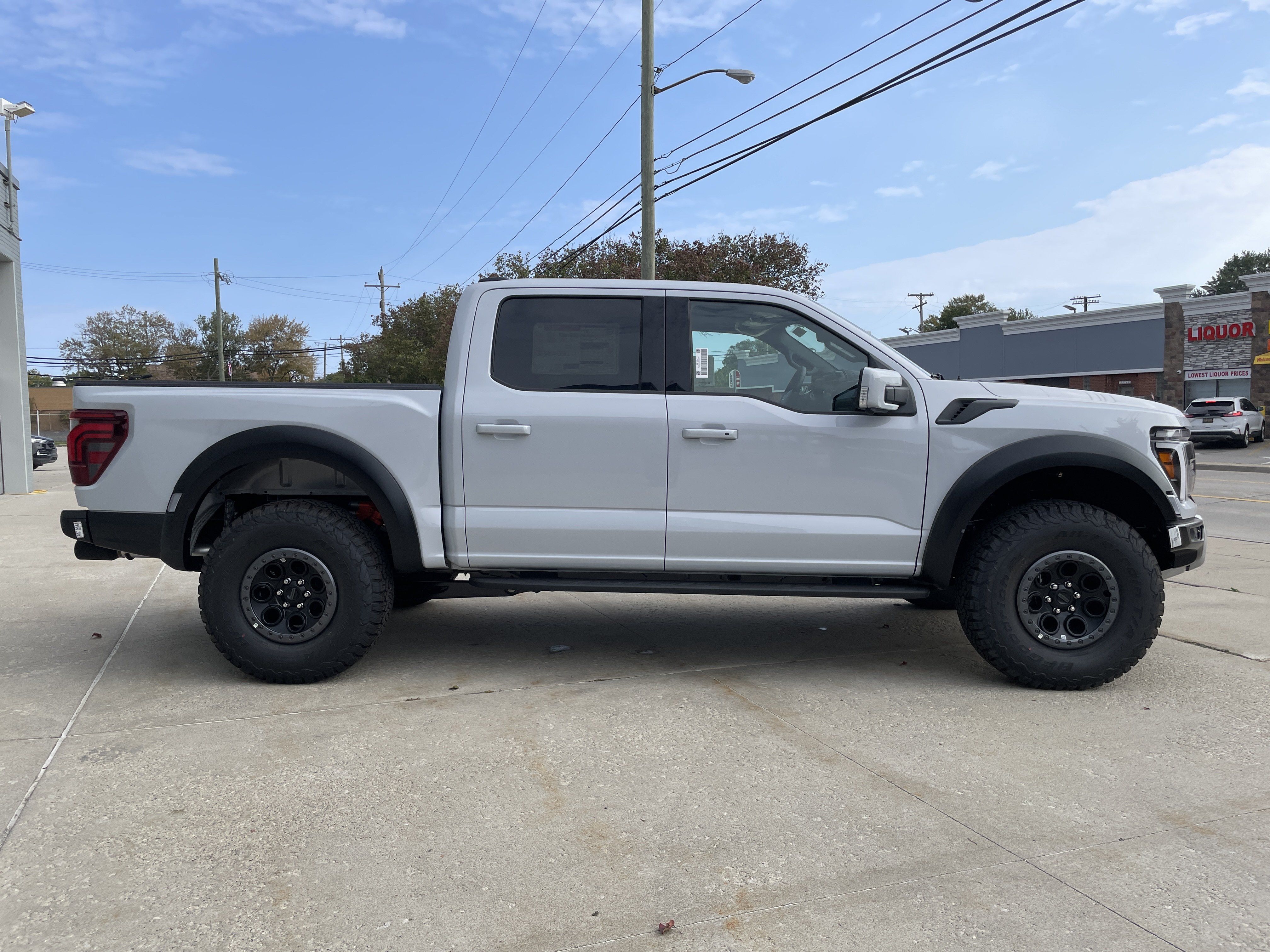 New 2025 Ford F150 Raptor AWD/4WD image 3
