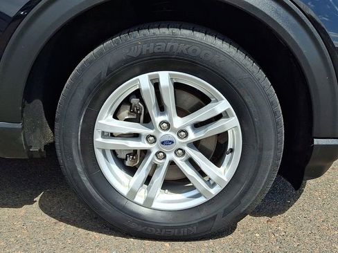 Certified 2023 Ford Explorer XLT w/ Equipment Group 202A AWD/4WD image 8