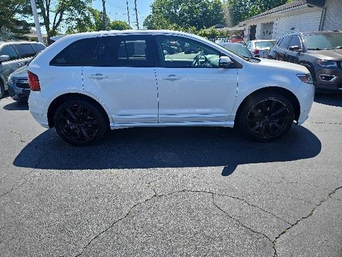 Used 2014 Ford Edge Sport w/ Driver Entry Package AWD/4WD image 2
