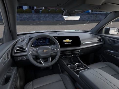 New 2026 Chevrolet Traverse LT w/ Driver Confidence Package image 15