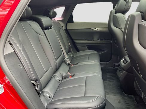 New 2026 Cadillac Optiq Sport 2 w/ LPO, Floor Liner Package image 29